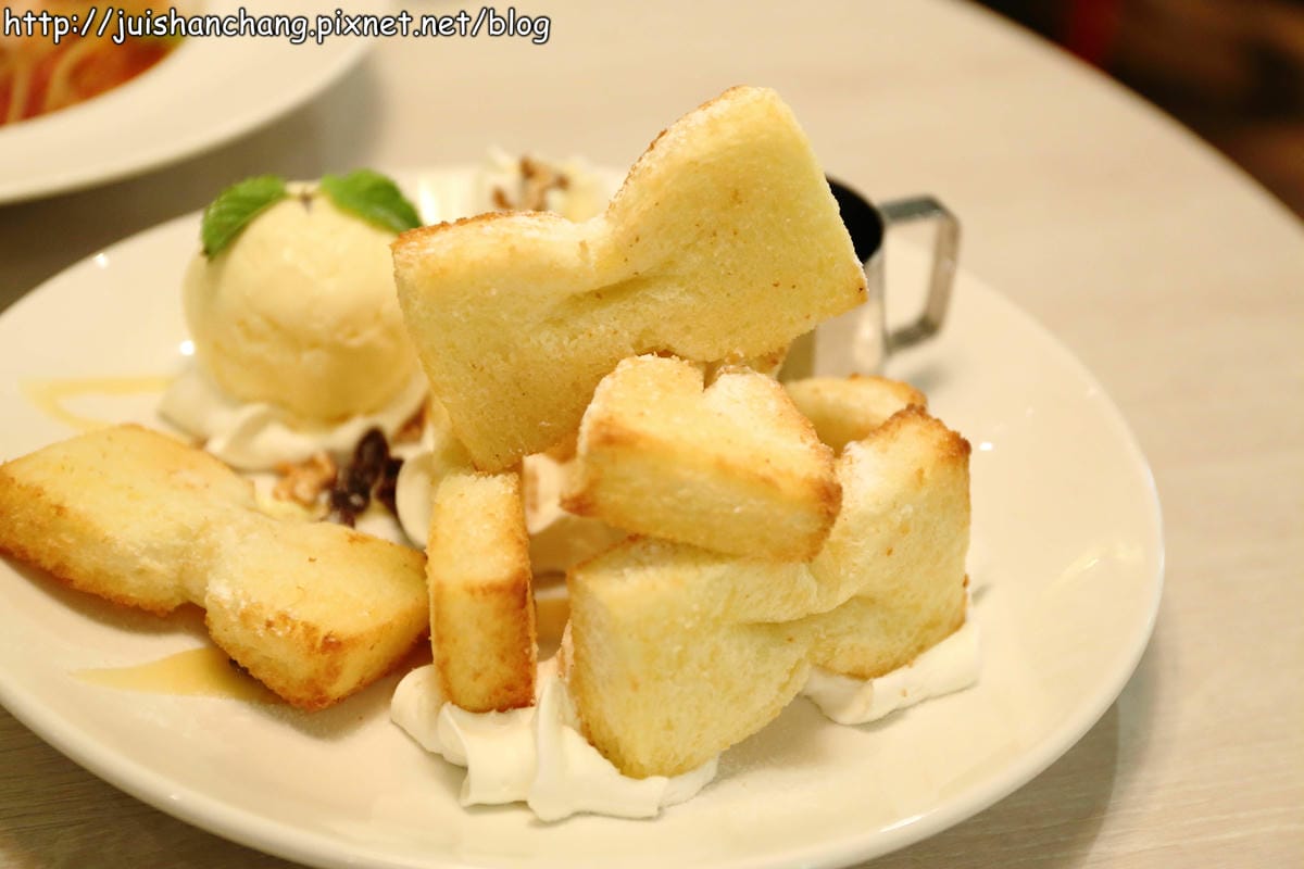 【食記║台北信義區】ATT 4 FUN『甜點王國』～全亞洲最大的甜點樂園，女生的天堂！