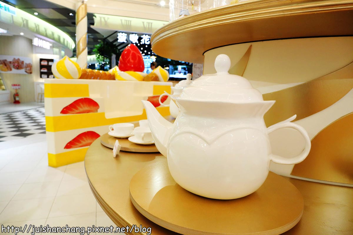 【食記║台北信義區】ATT 4 FUN『甜點王國』～全亞洲最大的甜點樂園，女生的天堂！