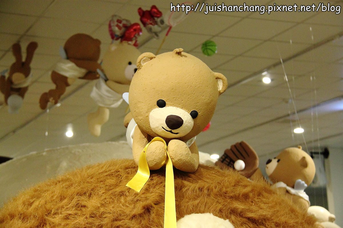 【遊記║桃園】航空熊展演館～大熊壓境？！全球最大泰迪熊登陸桃園！