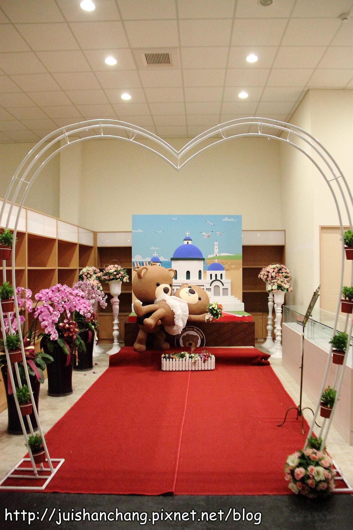 【遊記║桃園】航空熊展演館～大熊壓境？！全球最大泰迪熊登陸桃園！