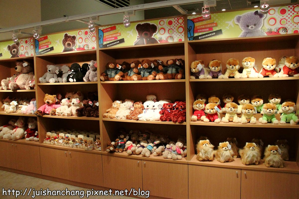 【遊記║桃園】航空熊展演館～大熊壓境？！全球最大泰迪熊登陸桃園！