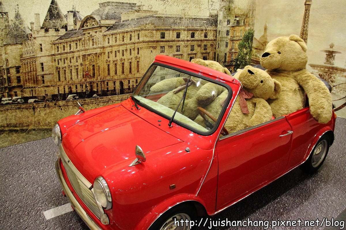 【遊記║桃園】航空熊展演館～大熊壓境？！全球最大泰迪熊登陸桃園！