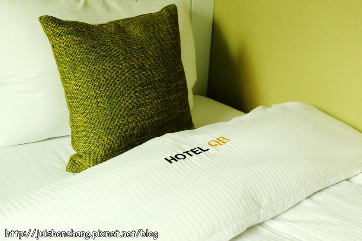 【2014。韓國首爾住宿推薦║東大門站】Hotel QB～東大門購物超方便的鄉村風民宿