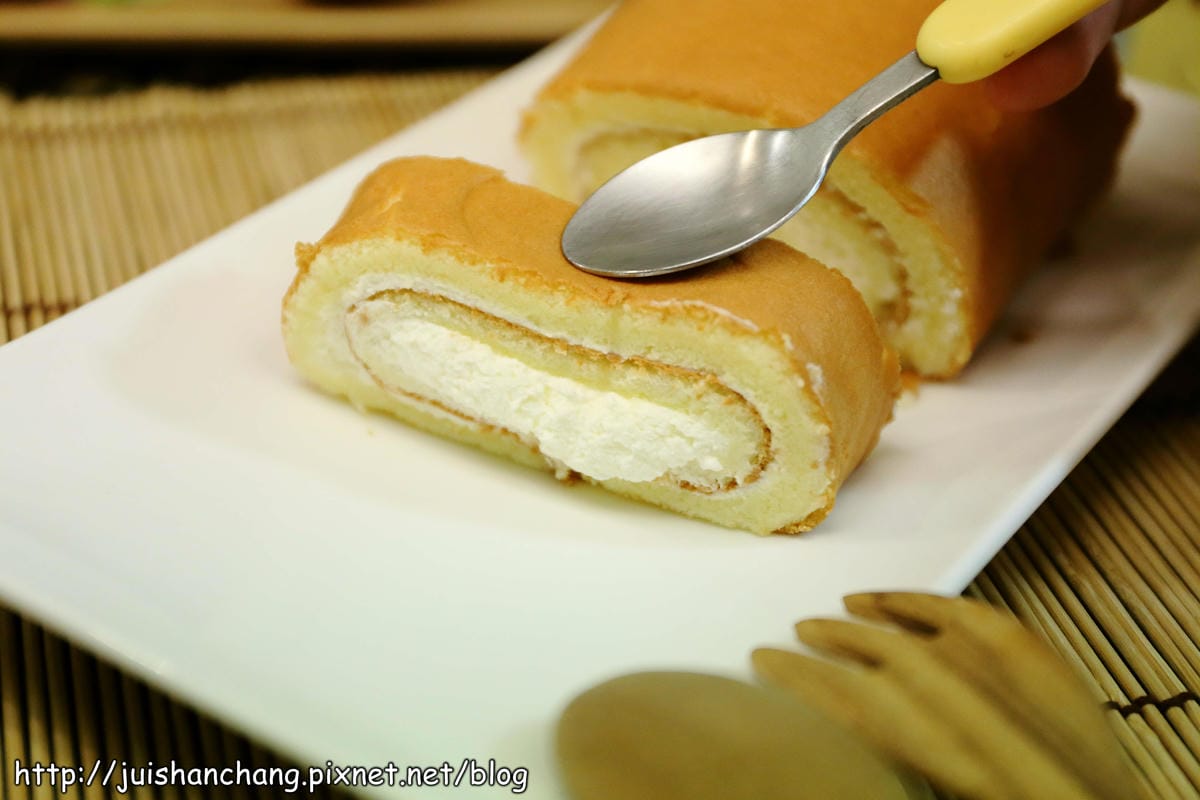 【廣宣團購║中壢】諾亞半熟蛋糕❤原味北海道鮮乳捲&愛文芒果融心乳酪～內餡滿滿，口口爆漿，真是超大滿足！