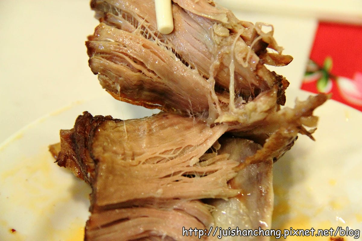 【廣宣║台北】東北軒酸菜白肉鍋～好呷在這裡，吃了會幸福唷！