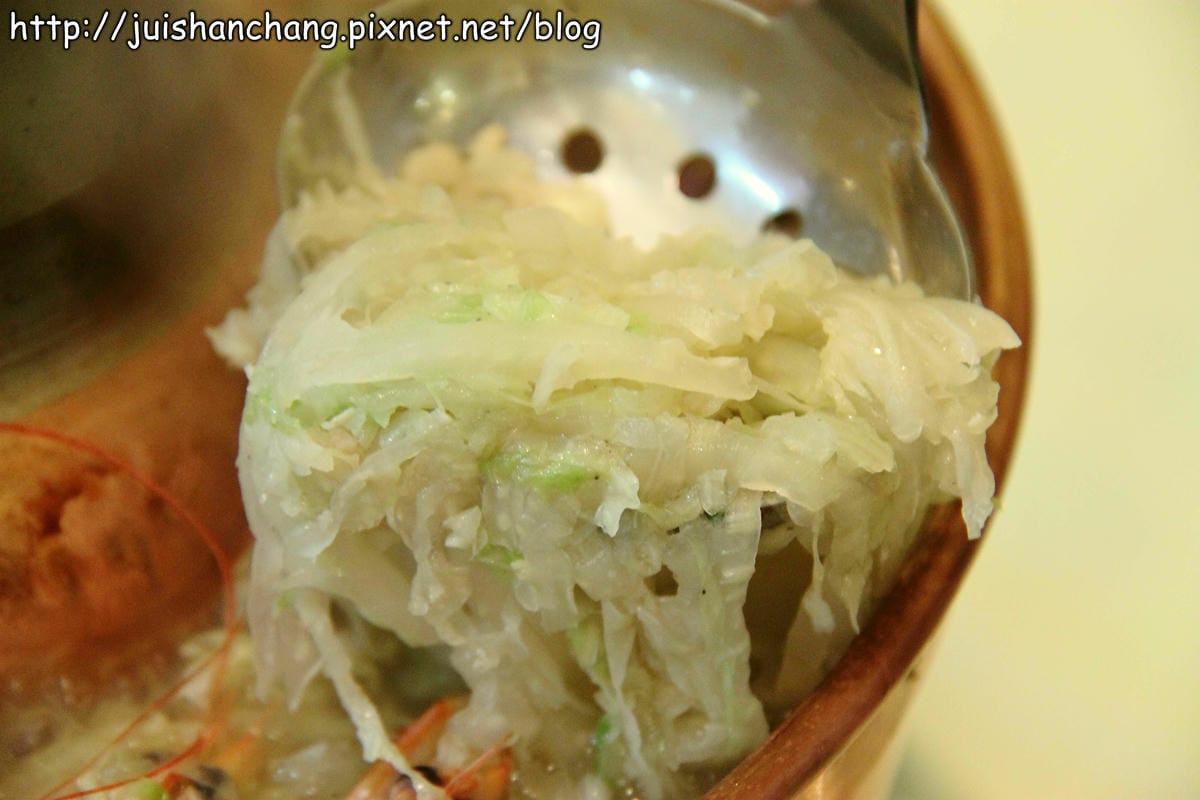 【廣宣║台北】東北軒酸菜白肉鍋～好呷在這裡，吃了會幸福唷！