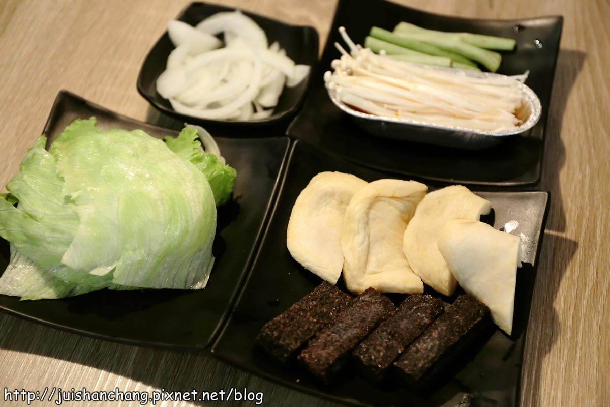 【廣宣║新北新莊】上禾町日式燒烤～頂級食材親民價格，燒烤吃到飽！