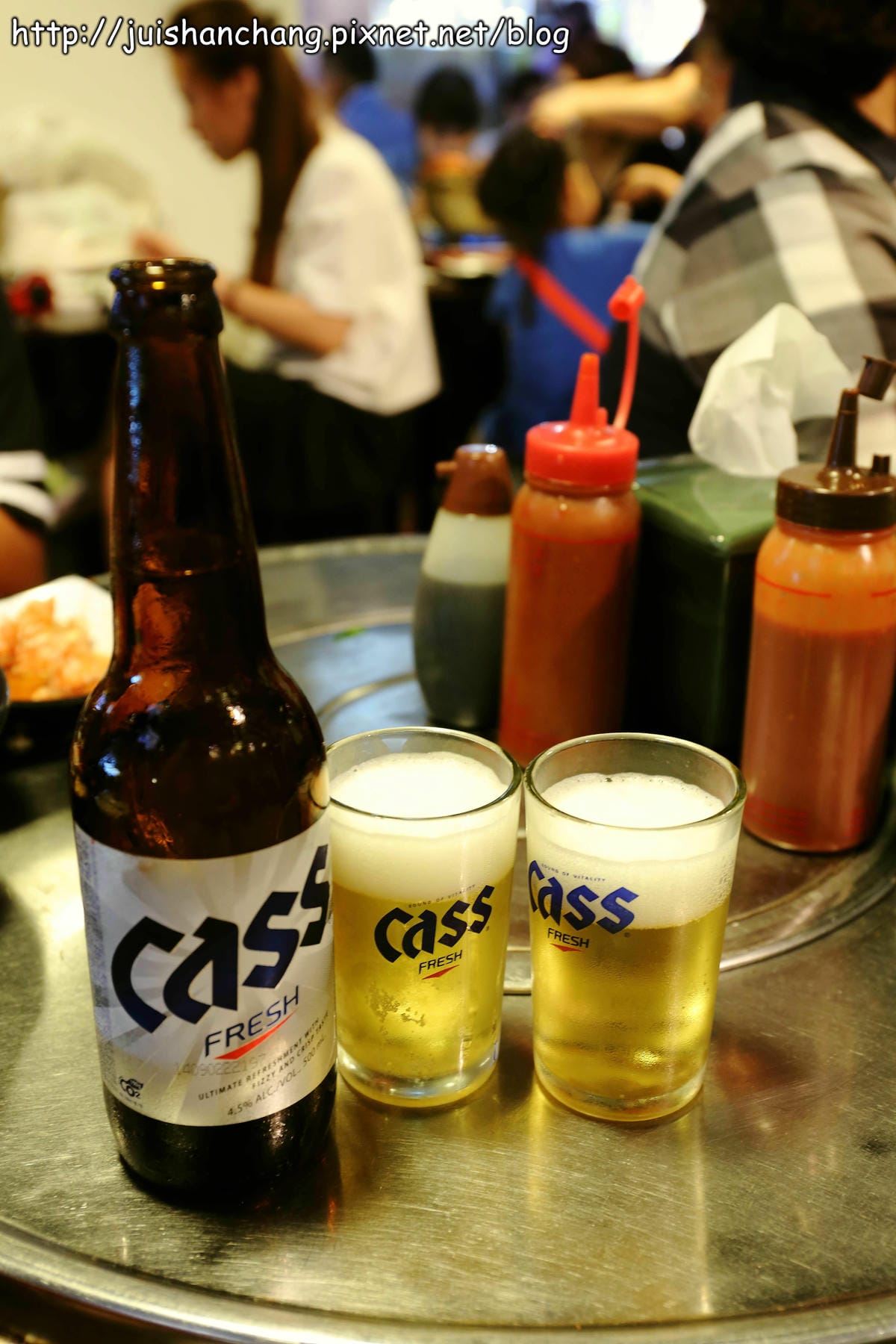 【2014。韓國首爾自由行║明洞站】조가비貝類海鮮料理～怎麼一回事？！貝殼山料理？！最新鮮海鮮大口吃！