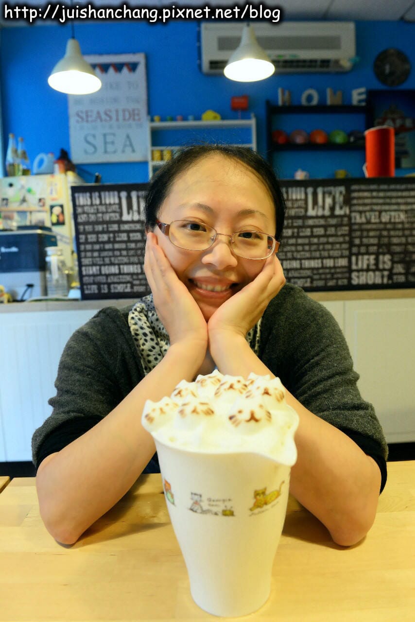 【食記║平鎮】理性＆感性cafe’～終極版超萌立體拉花，倒底該不該喝？！