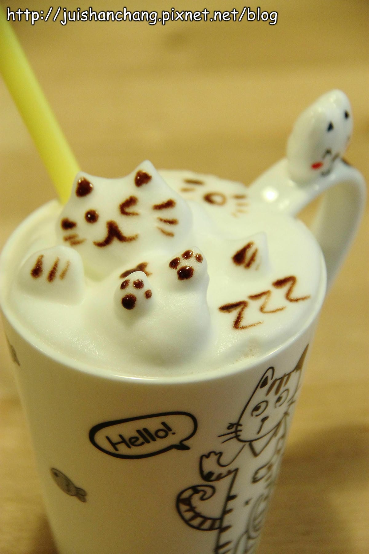 【食記║平鎮】理性＆感性cafe’～終極版超萌立體拉花，倒底該不該喝？！