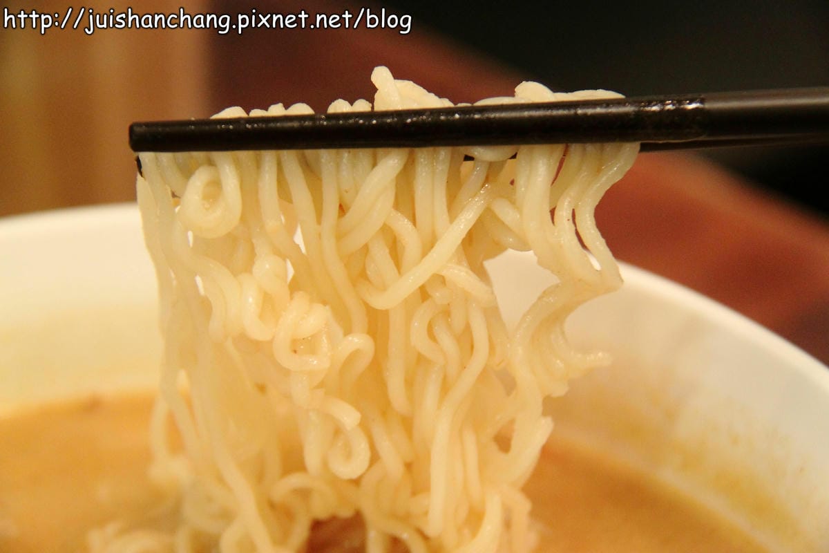 【食記║台北】麻犇堂囍糖本舖～西式風格的港式茶餐廳，我們真的在台灣！！！