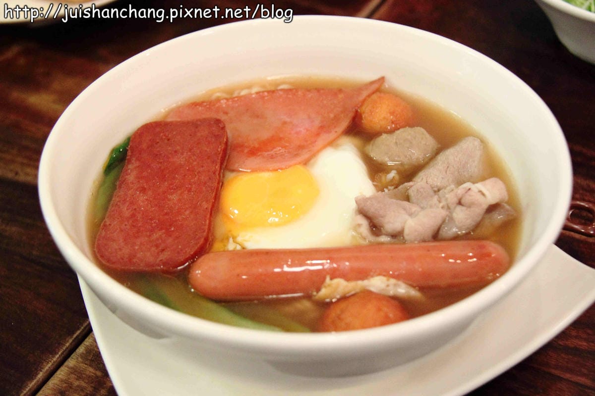 【食記║台北】麻犇堂囍糖本舖～西式風格的港式茶餐廳，我們真的在台灣！！！