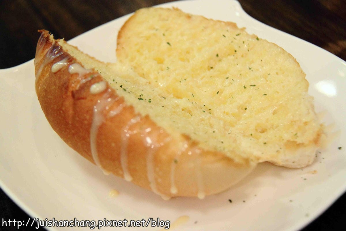 【食記║台北】麻犇堂囍糖本舖～西式風格的港式茶餐廳，我們真的在台灣！！！