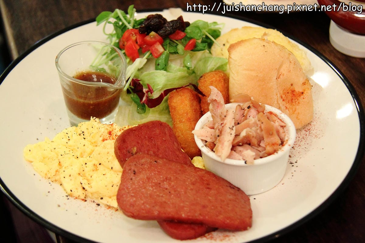 【食記║台北】麻犇堂囍糖本舖～西式風格的港式茶餐廳，我們真的在台灣！！！