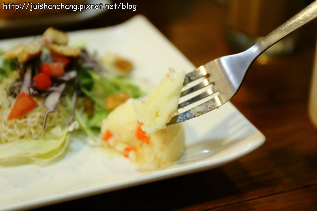 【食記║台北】找餐2店～排隊也要吃的早餐店！食尚玩家也有介紹過唷！