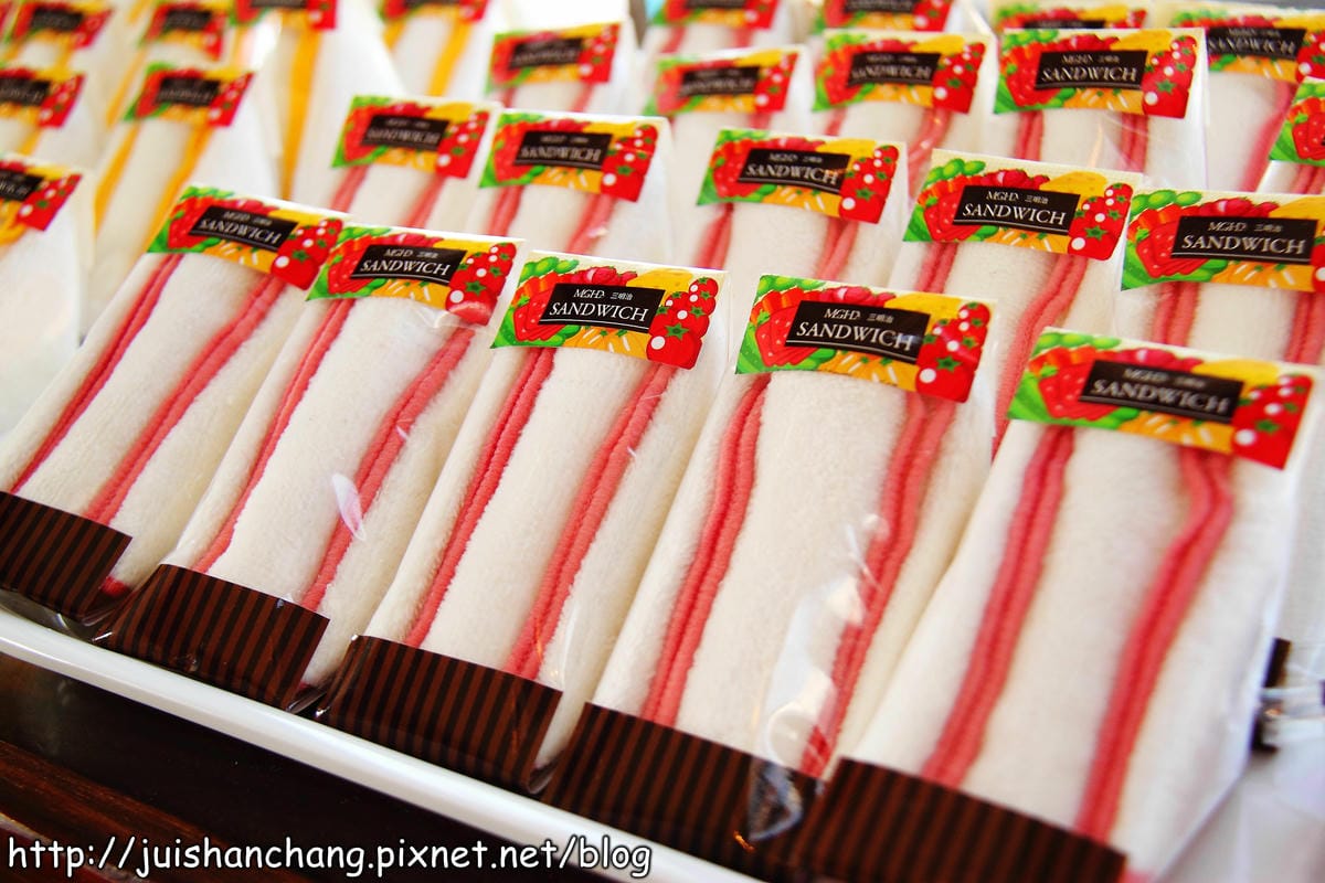 【遊記║雲林】iicake 蛋糕毛巾咖啡館～毛巾？！蛋糕？！真假分不清！