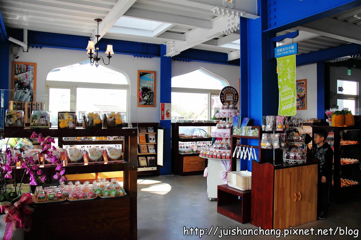 【遊記║雲林】iicake 蛋糕毛巾咖啡館～毛巾？！蛋糕？！真假分不清！