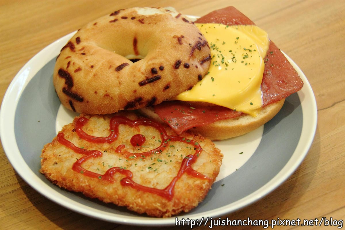 【食記║新北中和】鮮活樂早午餐。輕食。咖啡～驚！大象出現在我的早午餐裡？！