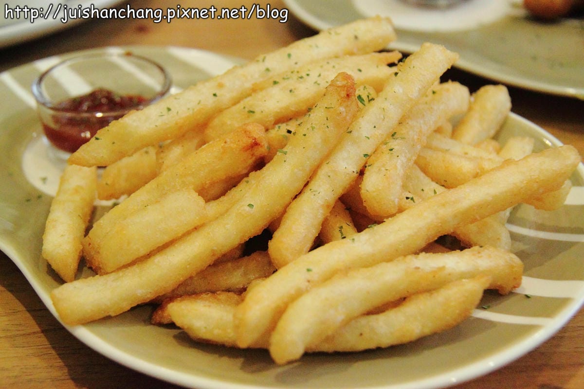 【食記║新北中和】鮮活樂早午餐。輕食。咖啡～驚！大象出現在我的早午餐裡？！