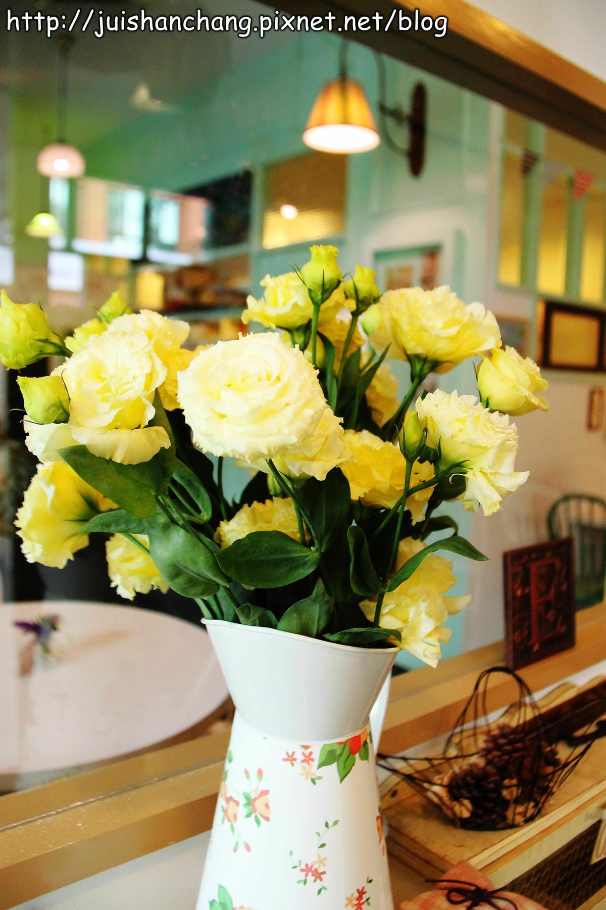 【食記║桃園中壢】Hana cafe～攻陷少女心的微甜鄉村風下午茶