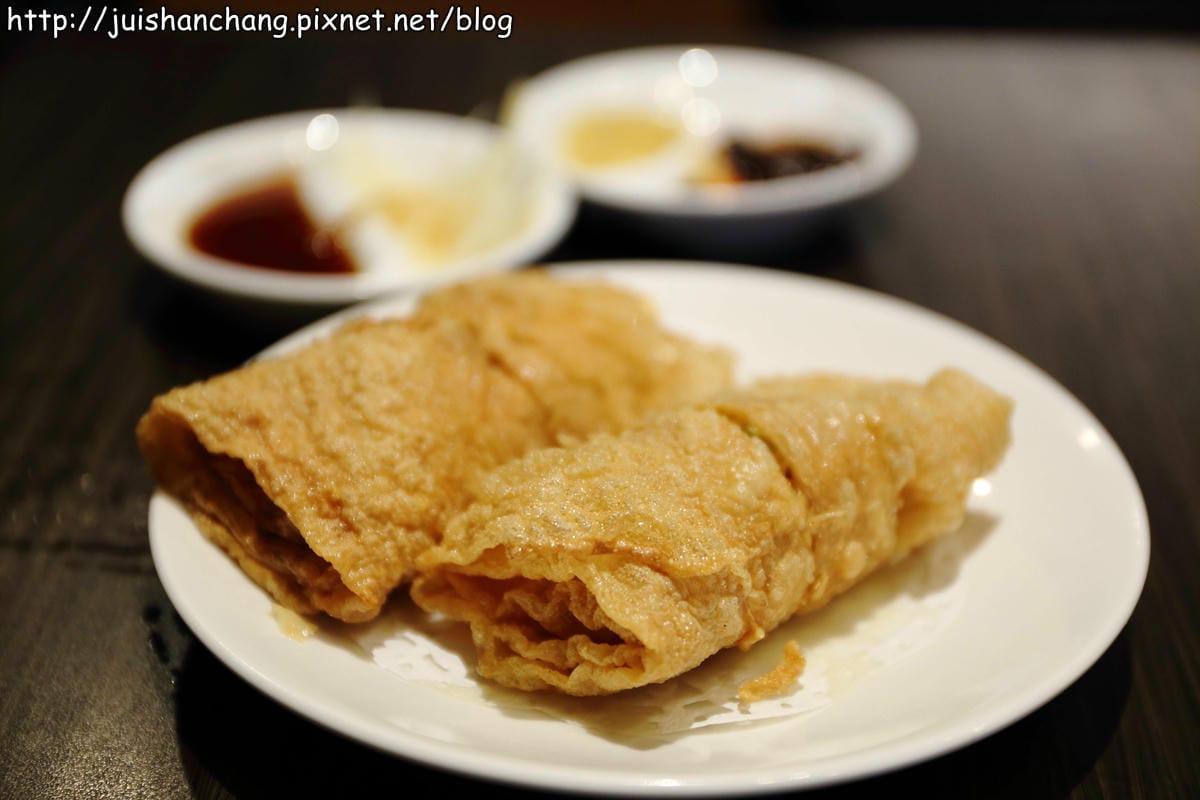 【食記║新竹】哄供茶餐廳～小吃街裡的大驚喜，道地平價美味港式料理