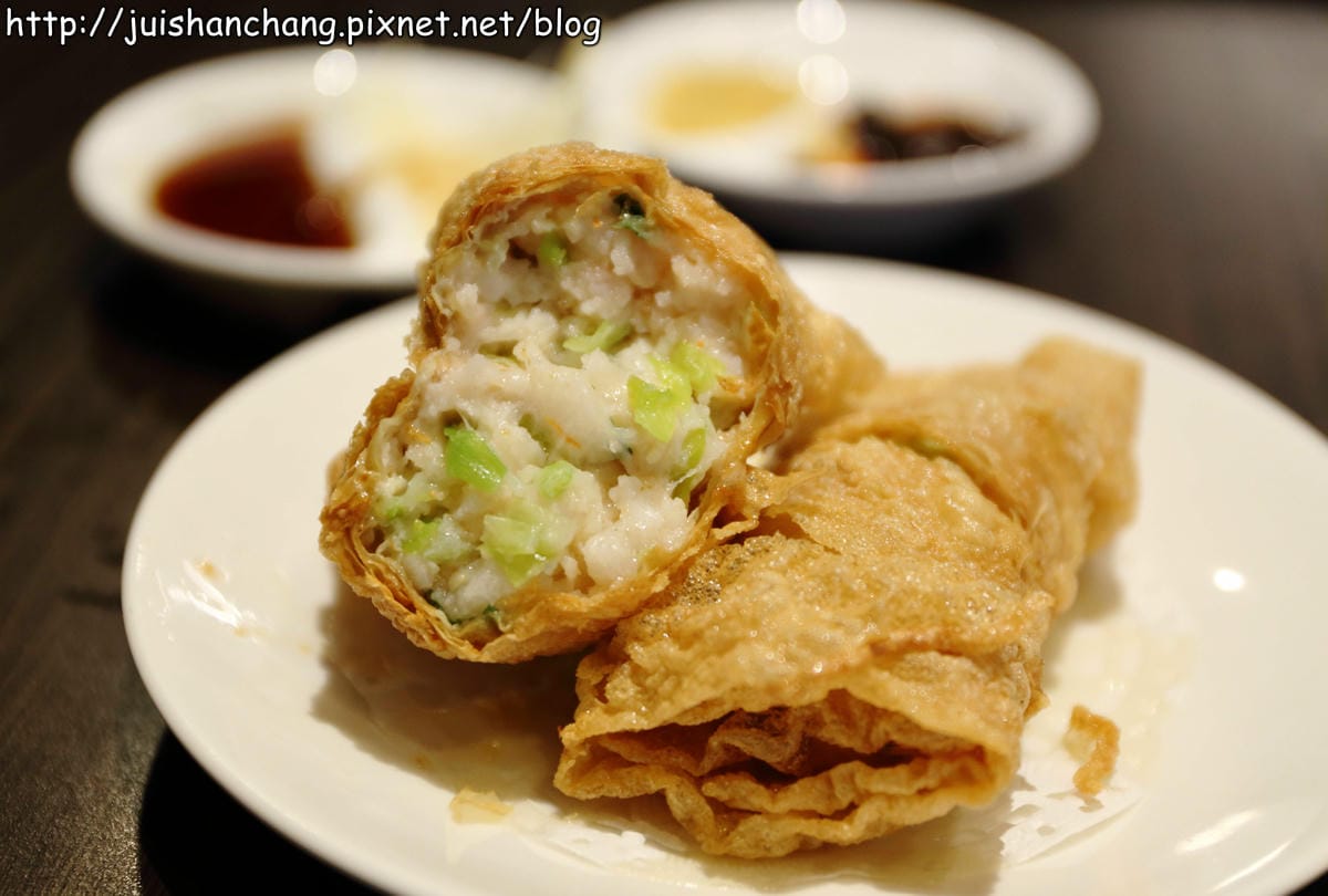 【食記║新竹】哄供茶餐廳～小吃街裡的大驚喜，道地平價美味港式料理