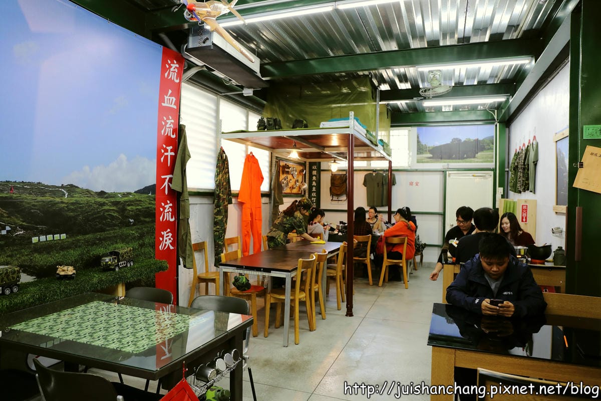 【食‖台南】172營本部連軍事餐廳～強制招集令，美食軍團報到！(已歇業)