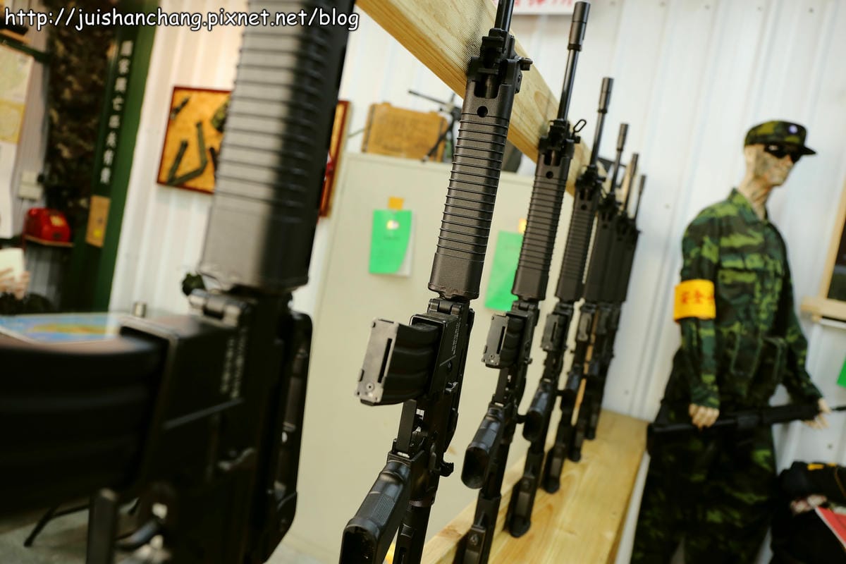 【食‖台南】172營本部連軍事餐廳～強制招集令，美食軍團報到！(已歇業)