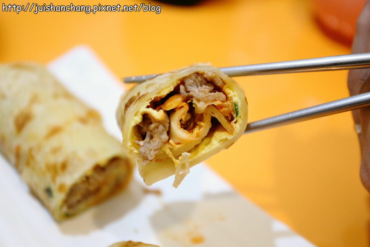 【食‖台北】捲餅咬鹿〜初鹿鮮奶作成餅皮，捲餅界的LV啦！