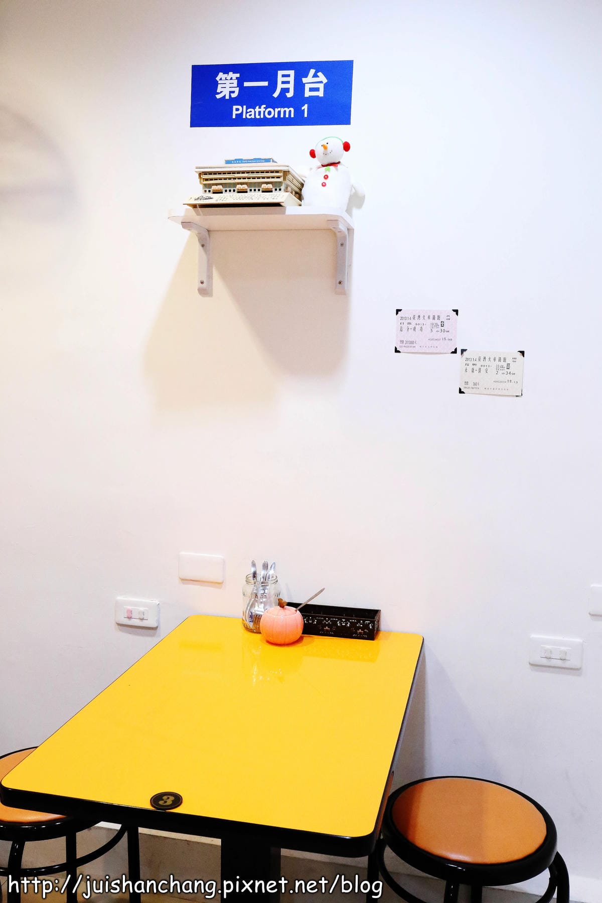 【食‖台北】捲餅咬鹿〜初鹿鮮奶作成餅皮，捲餅界的LV啦！