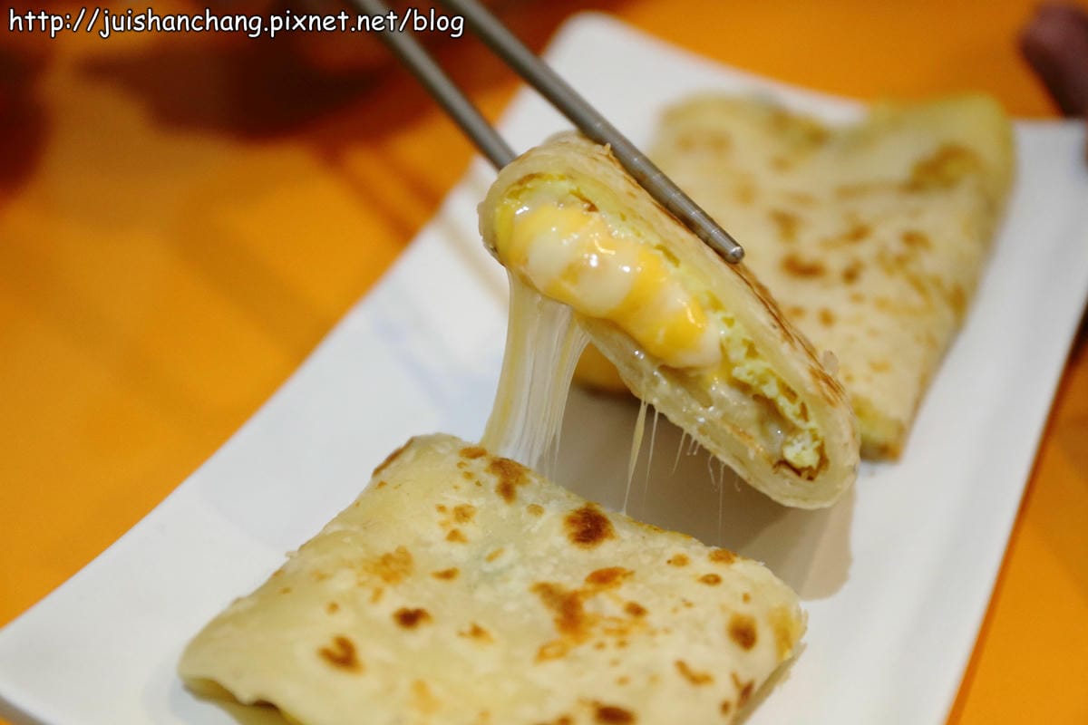 【食‖台北】捲餅咬鹿〜初鹿鮮奶作成餅皮，捲餅界的LV啦！