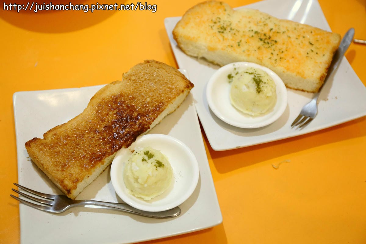 【食‖台北】捲餅咬鹿〜初鹿鮮奶作成餅皮，捲餅界的LV啦！