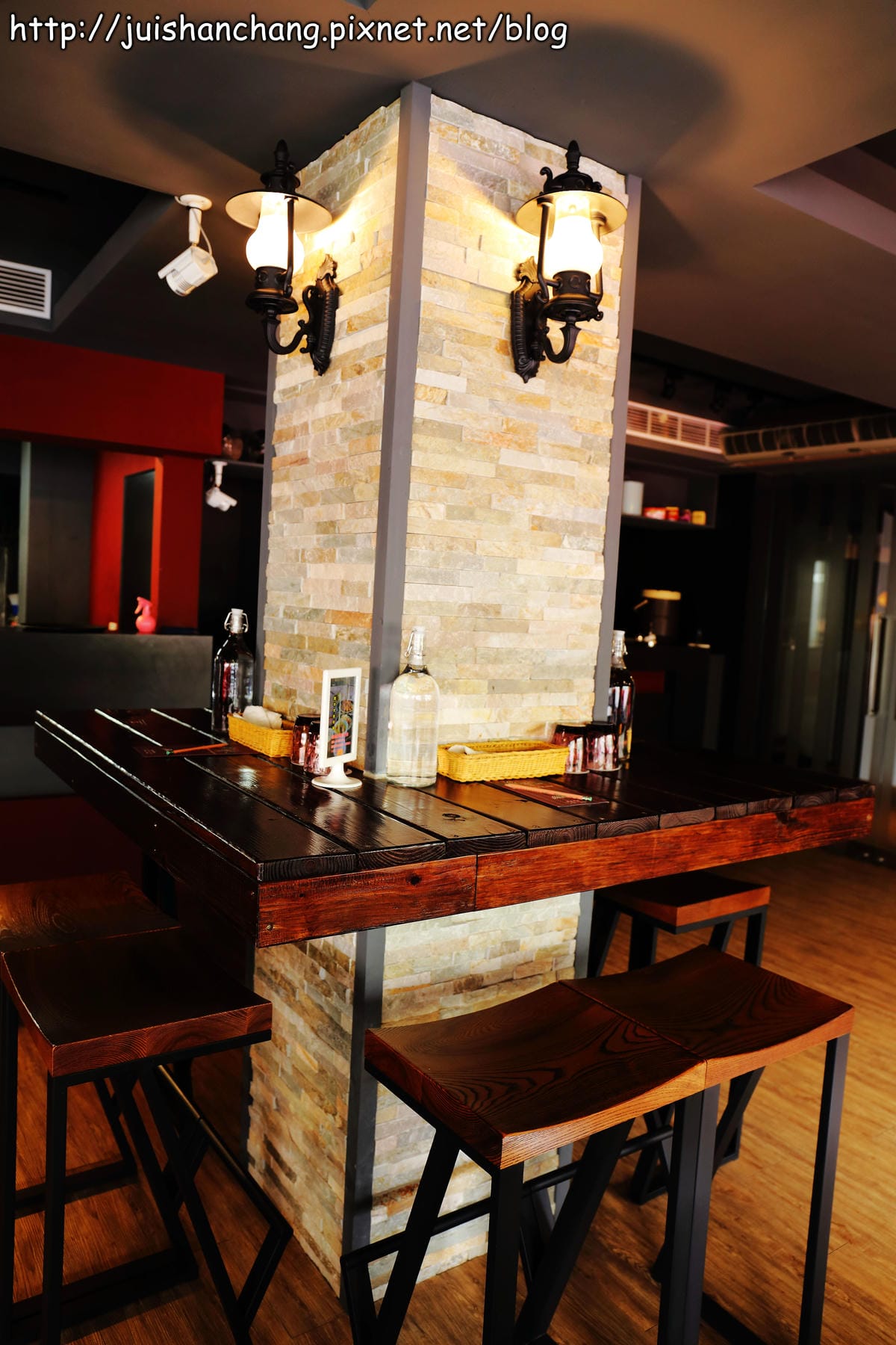 【食‖彰化】原覺咖啡～員林火車站附近美食大發現，濃郁到爆的起司鍋！