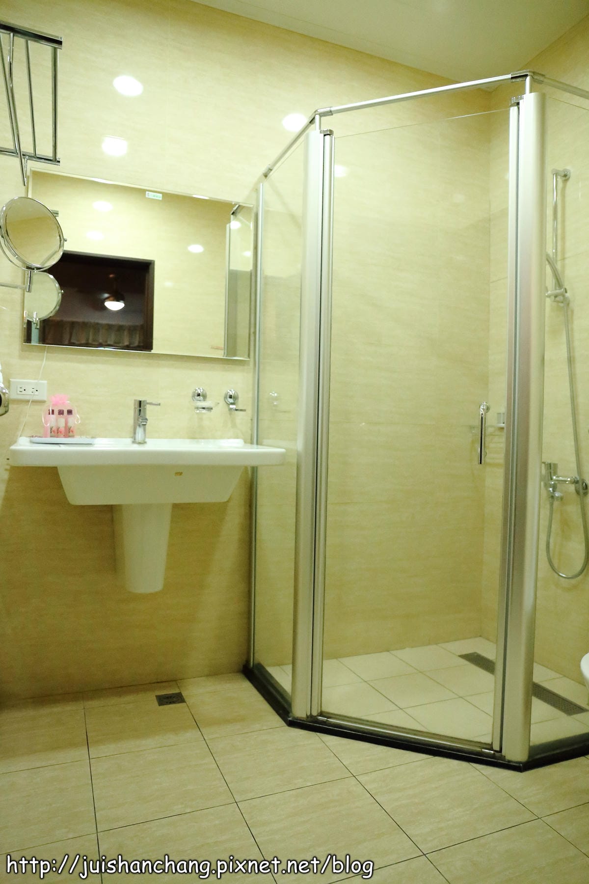 【廣宣／宿‖宜蘭】易和屋鄉村風民宿～田野畔遊蹤享閒情！