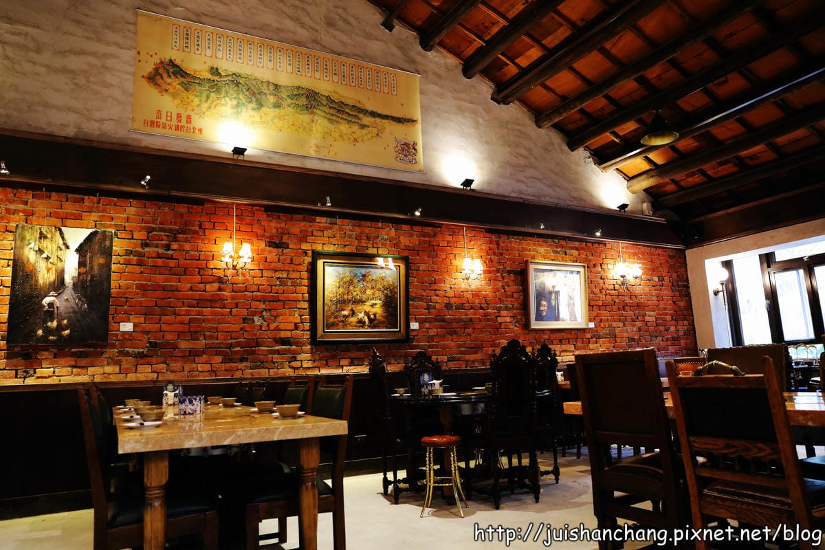 【食‖台北】吳阿水老茶館～老屋吃老火鍋品老茶？！