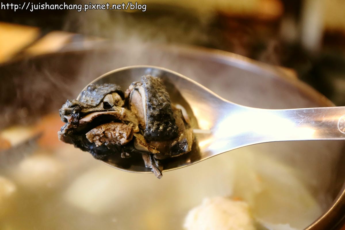【食‖台北】吳阿水老茶館～老屋吃老火鍋品老茶？！