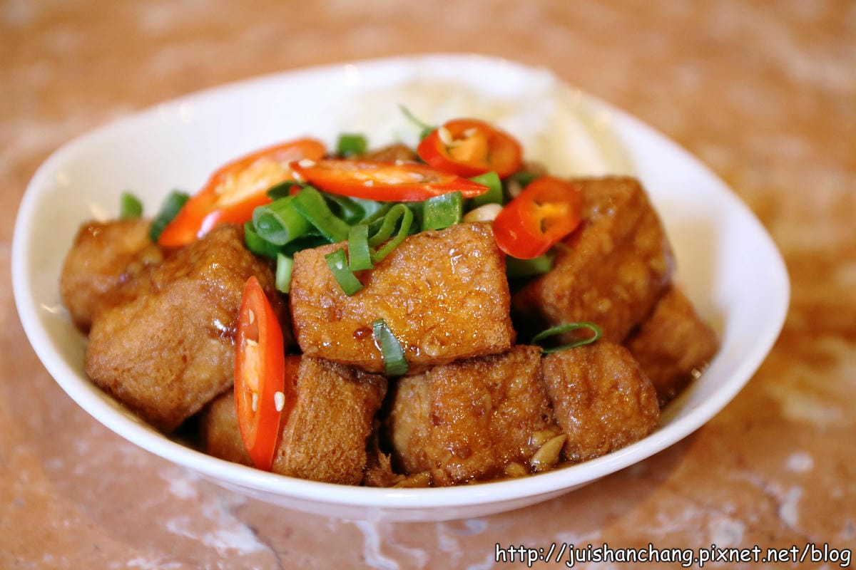 【食‖台北】吳阿水老茶館～老屋吃老火鍋品老茶？！