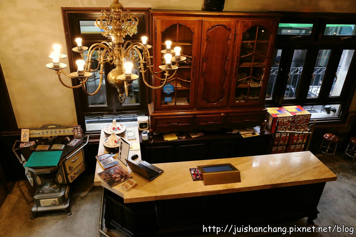 【食‖台北】吳阿水老茶館～老屋吃老火鍋品老茶？！