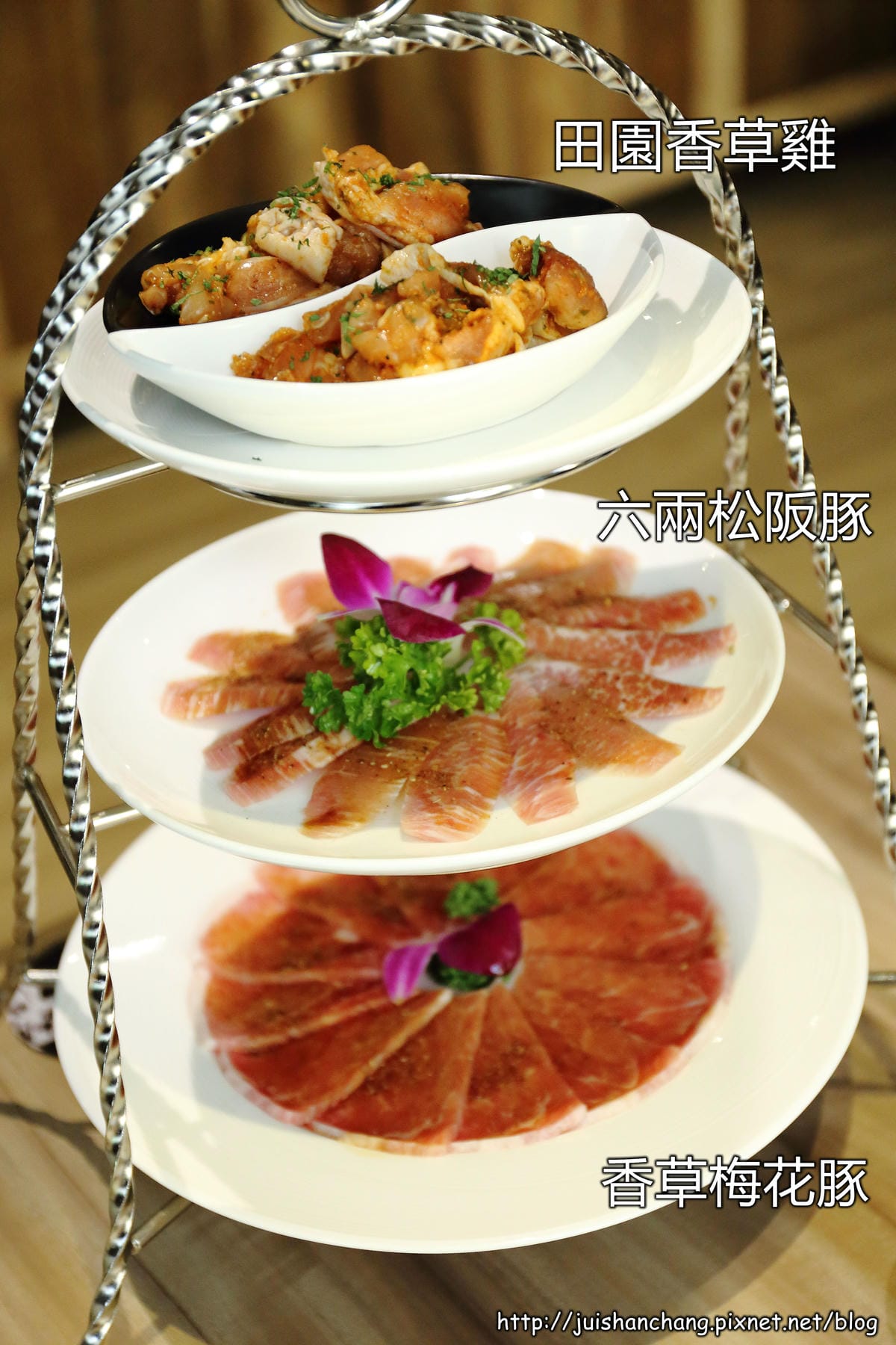 【食‖台中】老井極上燒肉～味蕾頂級饗宴，嚴選食材，令人口水直流的燒烤