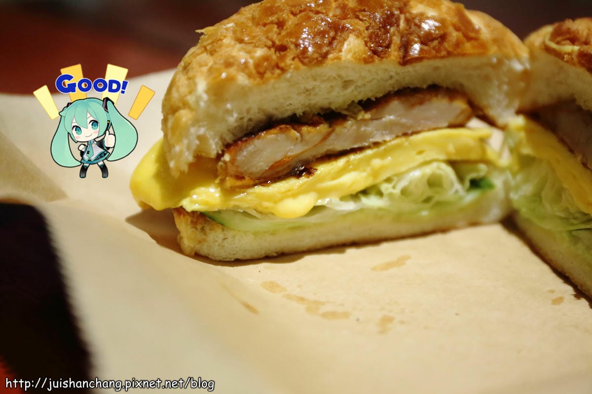 【食║台北】高三孝碳烤吐司～古早味碳烤吐司隱身南門市場小巷弄