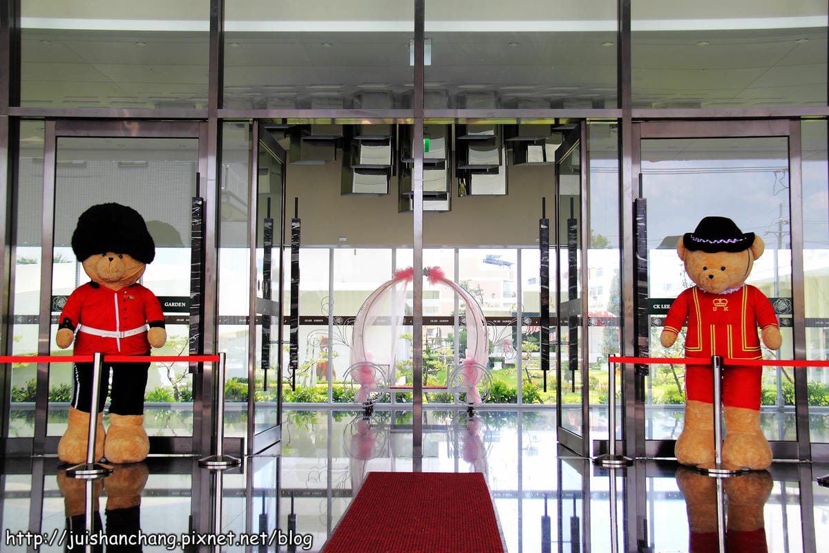 【食║彰化花壇】全國麗園咖啡廳～泰迪熊主題咖啡廳，萌殺啦！