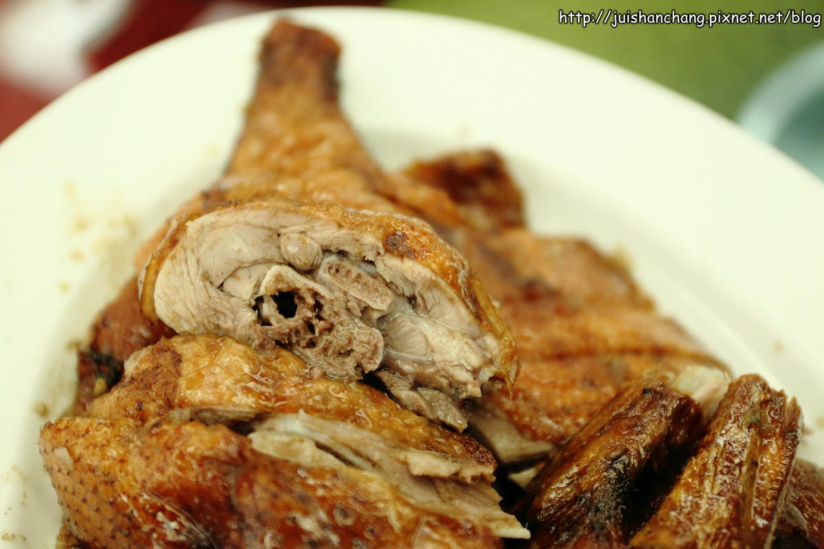 【食║台中】阿秋大肥鵝～快來感受肥嫩多汁的好滋味吧！