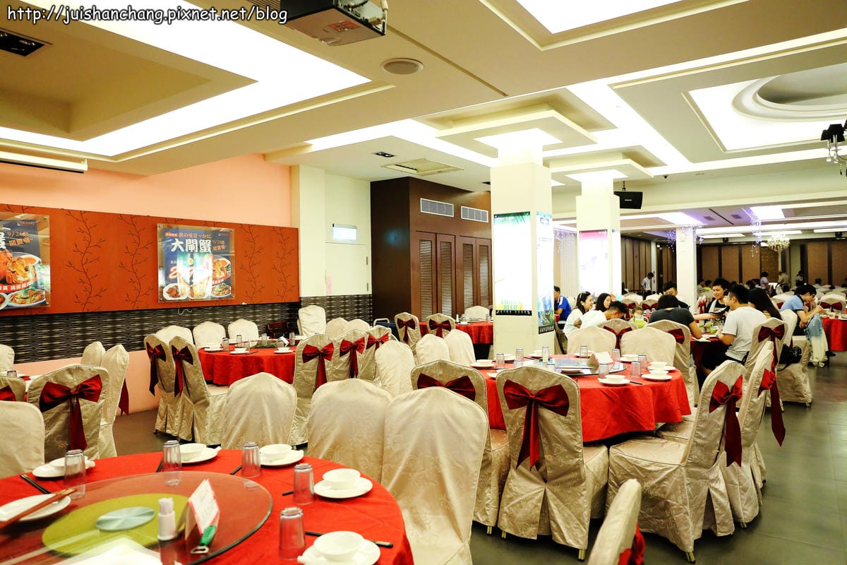 【食║台中】阿秋大肥鵝～快來感受肥嫩多汁的好滋味吧！