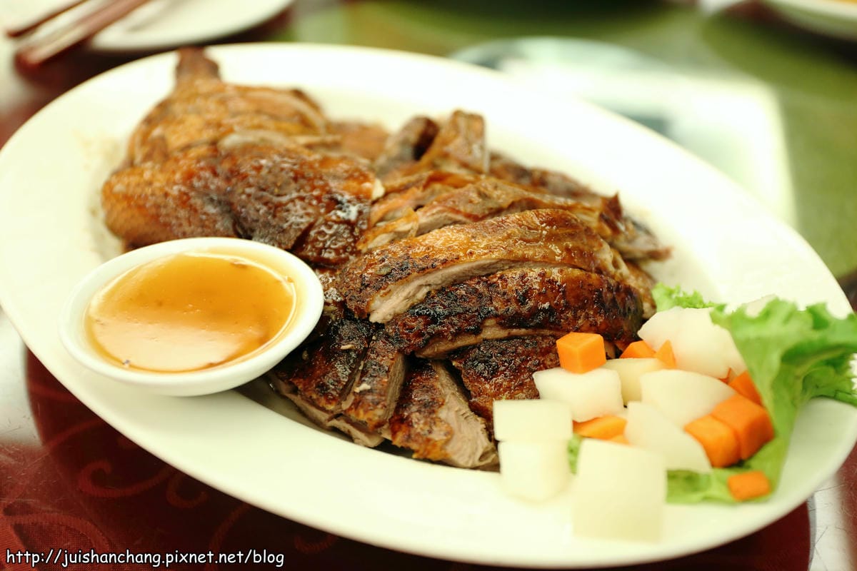 【食║台中】阿秋大肥鵝～快來感受肥嫩多汁的好滋味吧！
