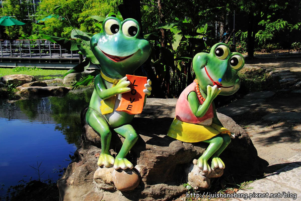 【遊║嘉義新港】板頭村交趾剪粘藝術村～充滿童趣的小村落，來玩抓迷藏吧！