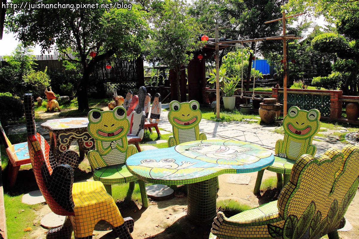 【遊║嘉義新港】板頭村交趾剪粘藝術村～充滿童趣的小村落，來玩抓迷藏吧！