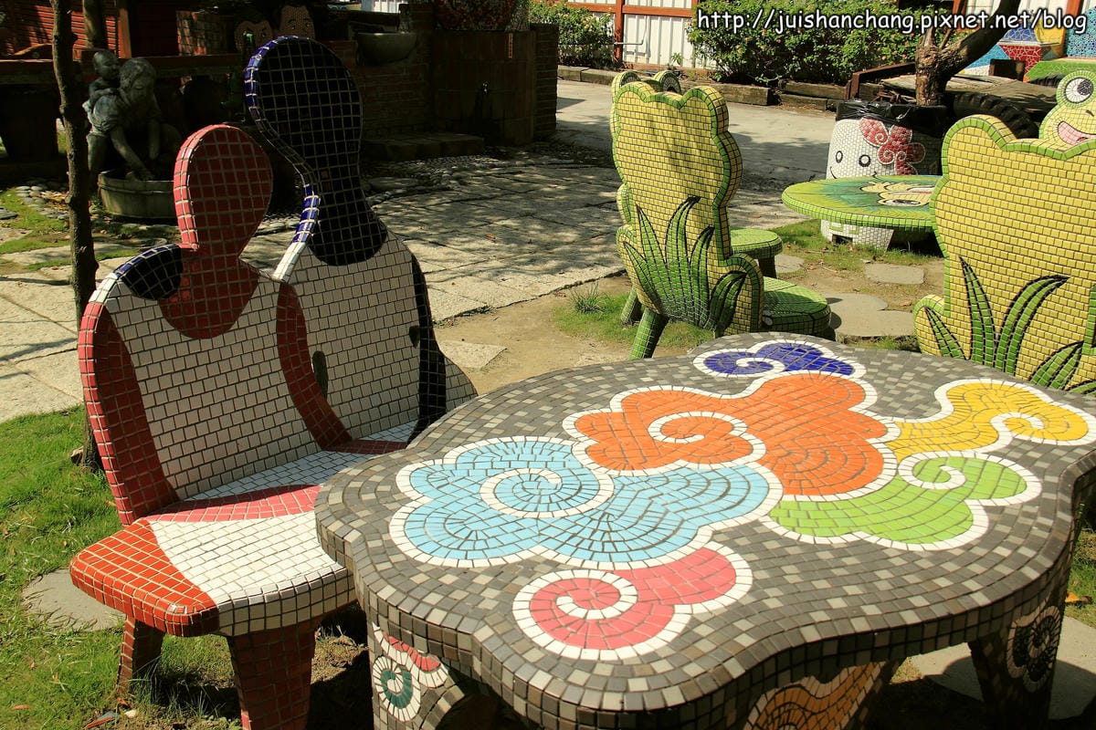 【遊║嘉義新港】板頭村交趾剪粘藝術村～充滿童趣的小村落，來玩抓迷藏吧！