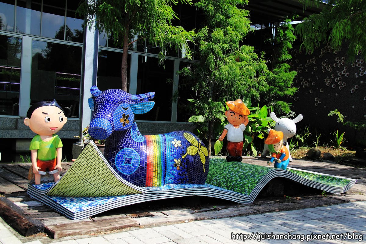 【遊║嘉義新港】板頭村交趾剪粘藝術村～充滿童趣的小村落，來玩抓迷藏吧！