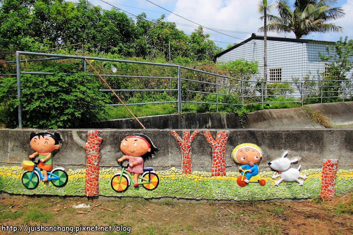 【遊║嘉義新港】板頭村交趾剪粘藝術村～充滿童趣的小村落，來玩抓迷藏吧！
