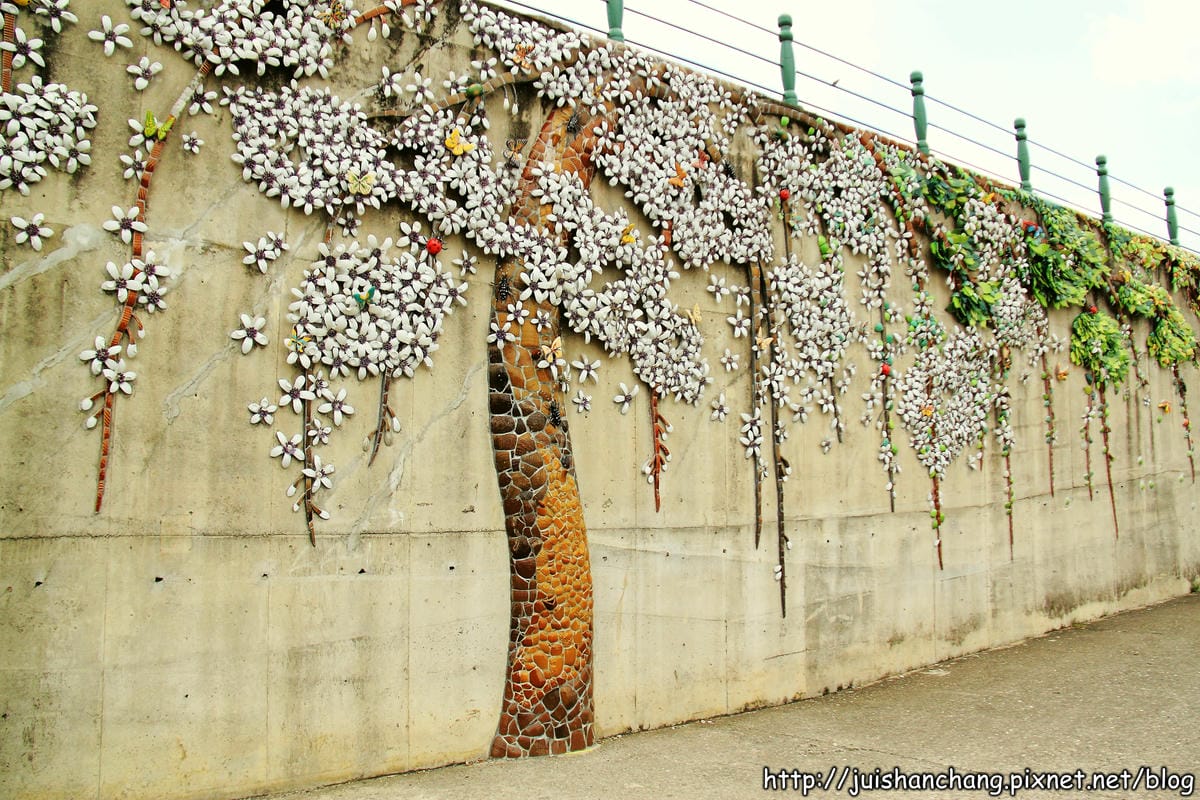 【遊║嘉義新港】板頭村交趾剪粘藝術村～充滿童趣的小村落，來玩抓迷藏吧！